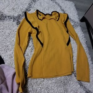 Cute ruffle long sleeve